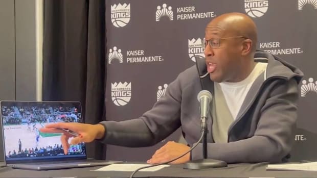 Mike Brown, Sacramento Kings
